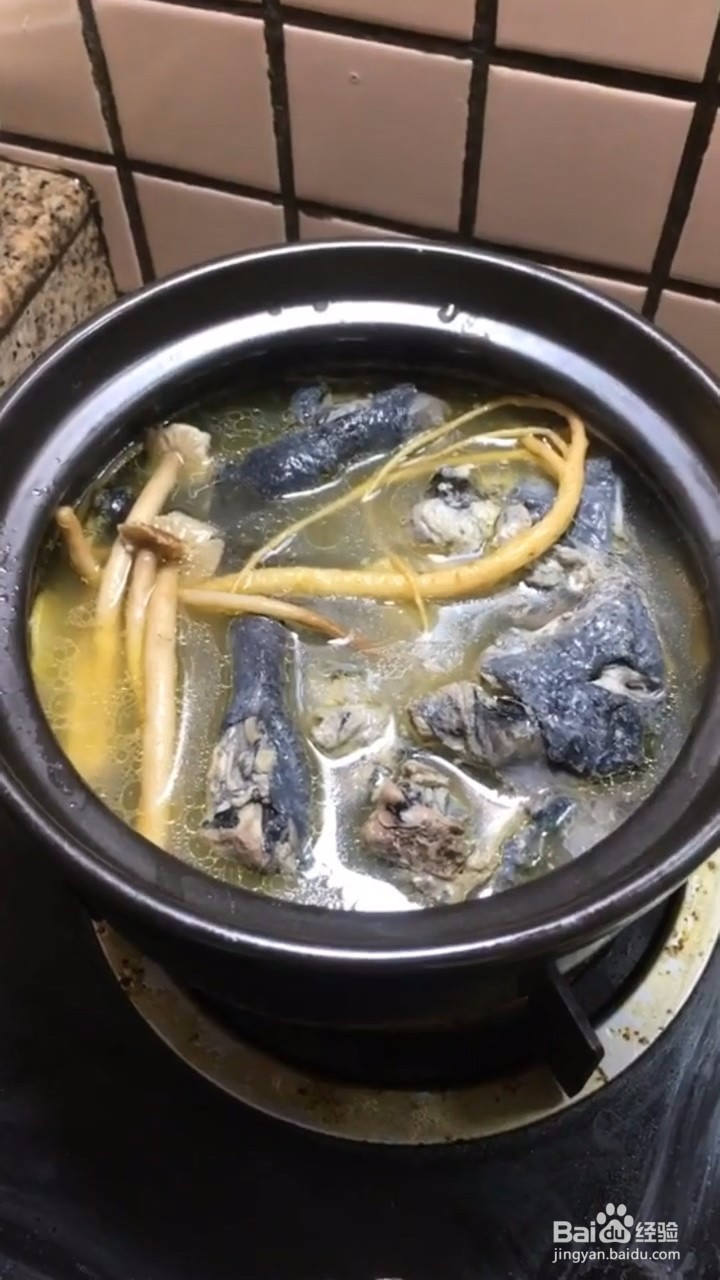 如何制作好喝的党参乌鸡汤