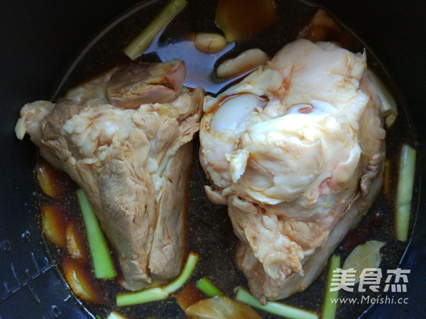 凉拌剔骨肉的做法