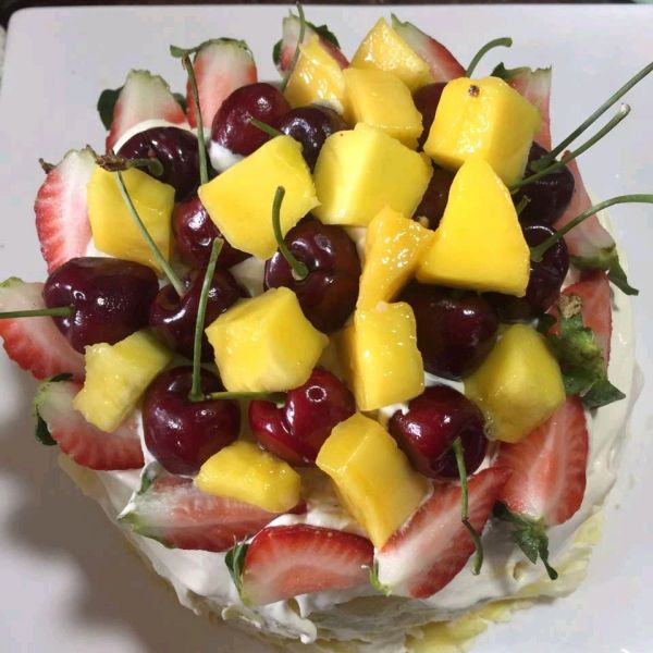 草莓芒果千层蛋糕