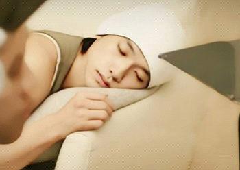 怎么减少鱼尾纹？眼纹的防治妙法