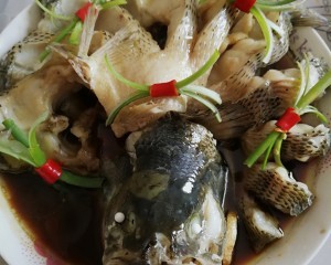 食补养生清蒸鲈鱼（不用鱼盘）