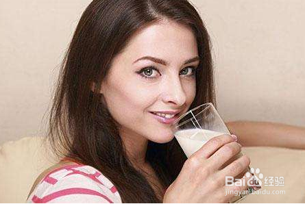 女人喝牛奶有什么好处？
