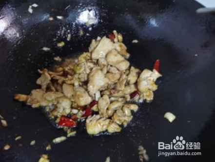 鸡肉炒芹菜的简单做法