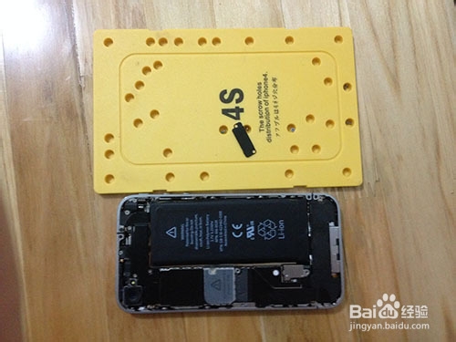 iPhone4换屏幕教程,需要使用到吹风机