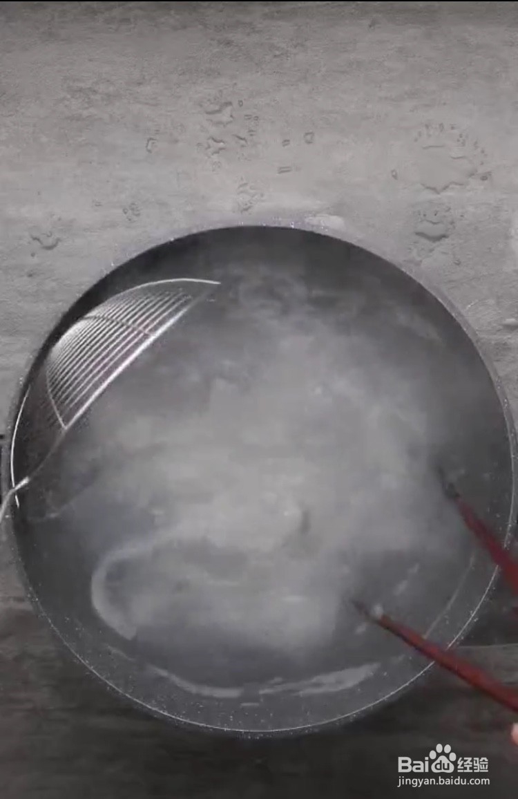 麻酱流汁宽粉