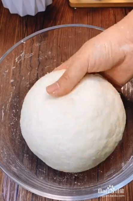 如何制作外酥里嫩的小油饼