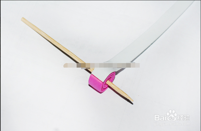 四个爸爸创意小手工——飞舞的彩虹陀螺