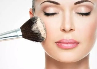 女生怎样选择合适的底妆