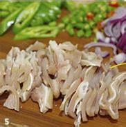 以耳识人——辣炒耳丝的做法