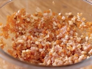 腊肉什锦汤圆的做法