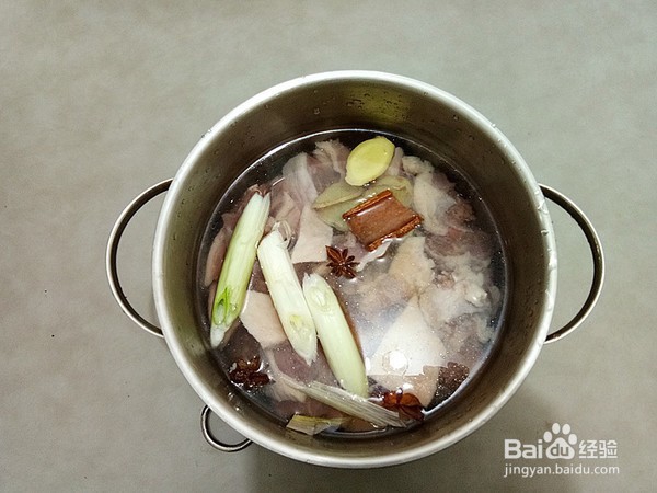 椒盐鸭块的步骤