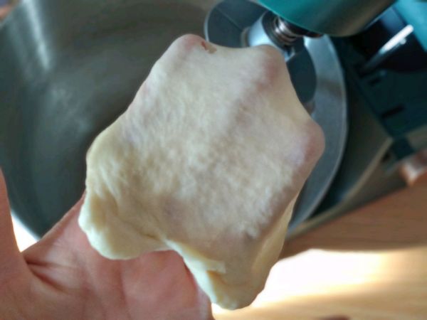 丑萌奶牛豆沙面包