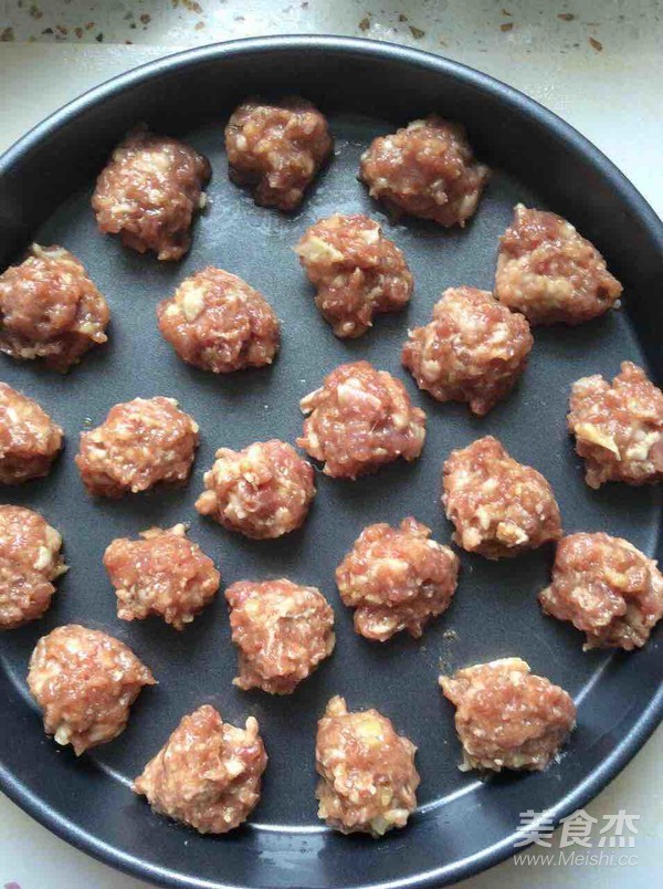 羊肉丸子萝卜汤