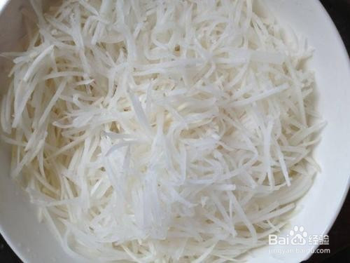 凉拌爽口白萝卜丝