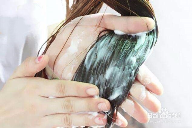 头发很干燥怎么办