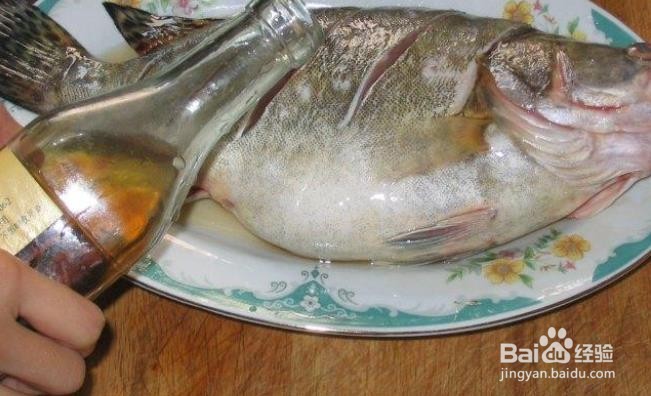 鳜鱼怎么去鱼鳞？