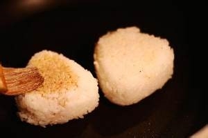 怎么做烤饭团