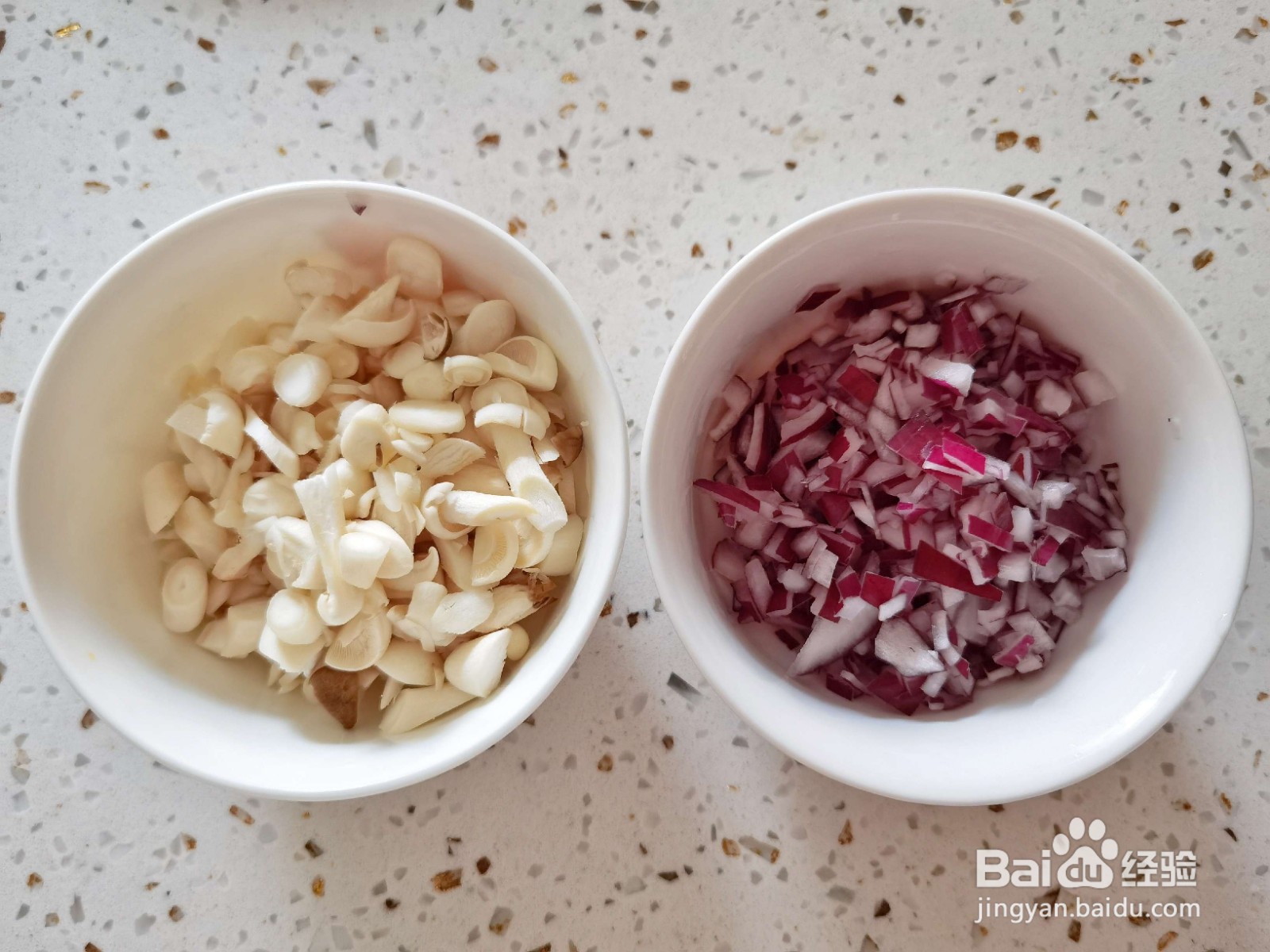 高蛋白低脂肪的三色藜麦虾仁炒饭