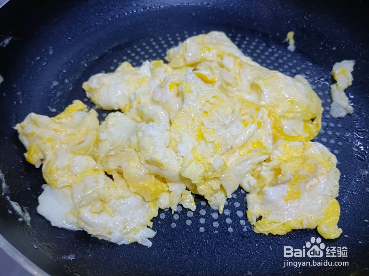 蒜苗炒鸡蛋的做法