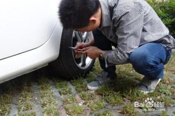 汽车轮胎应该如何进行日常养护