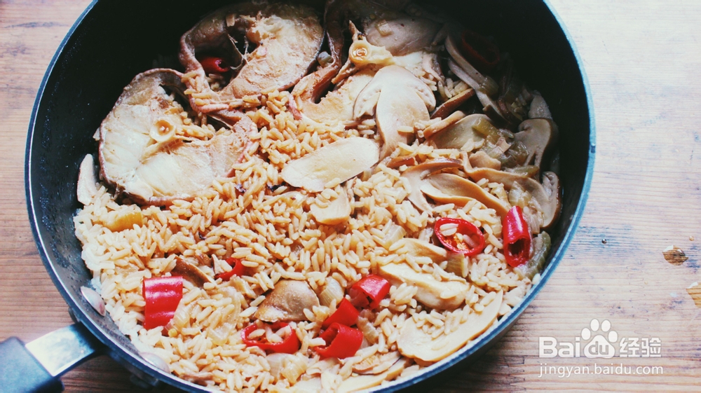 孩子爱吃的松茸羽鼬鳚鱼焖饭