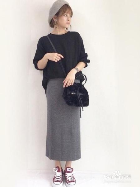 随时都要装COOL！以黑色为基调的日系灰阶穿搭