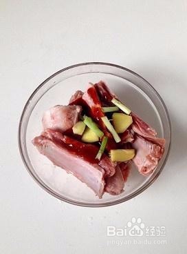 甜辣小米蒸羊排怎么做?家常做法详细教程