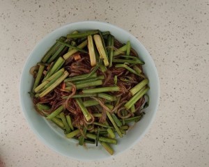 养生食补色香味俱全的芹菜粉的做法