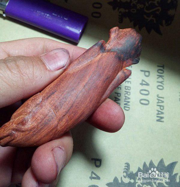 雕刻金龙鱼的木雕手工教程