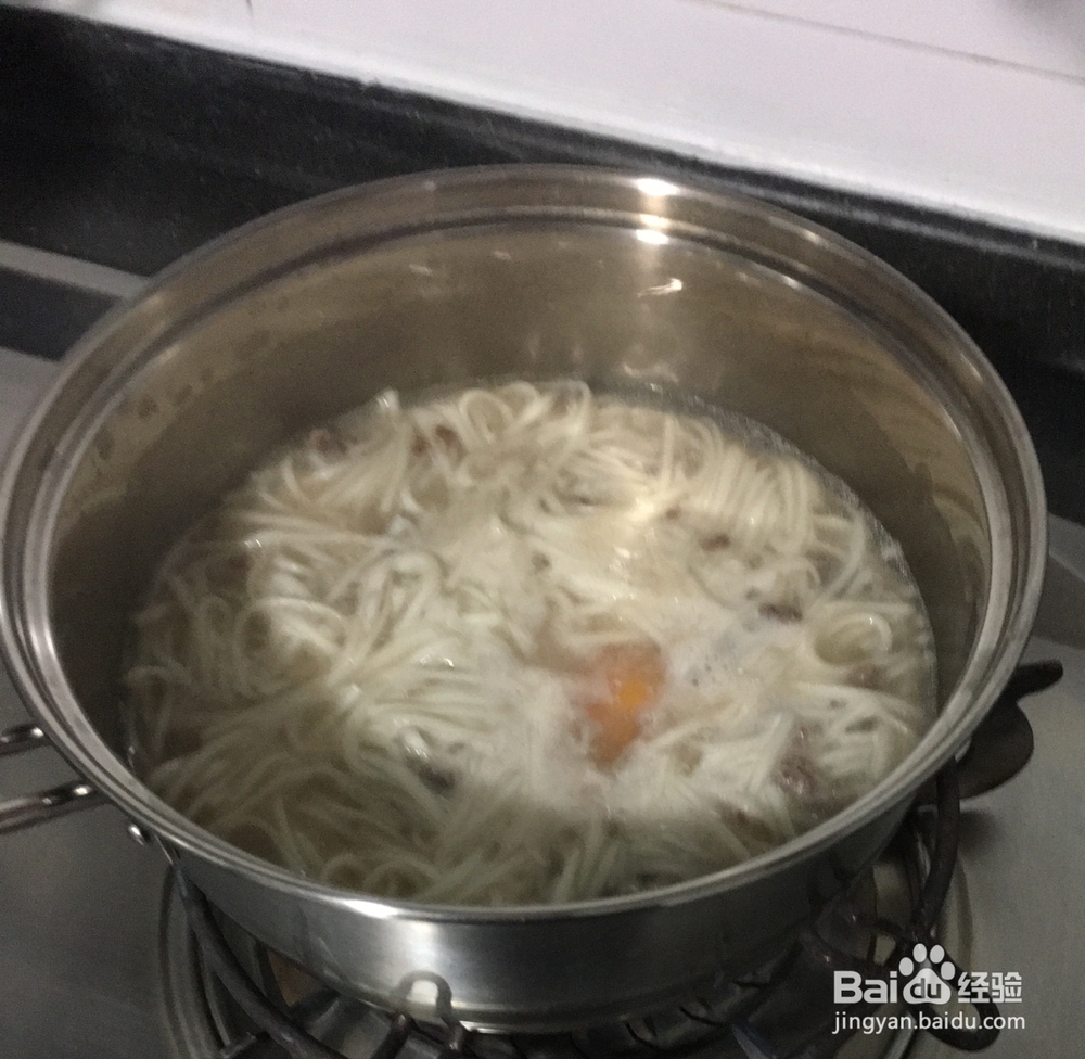 怎样做清甜牛肉面?