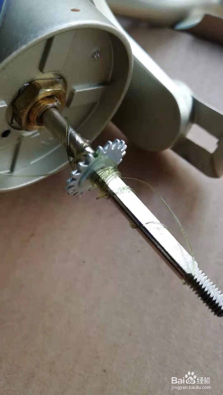 新手钓鱼线轮卡线了怎么办