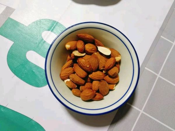 金针菇牛排粉丝沙拉