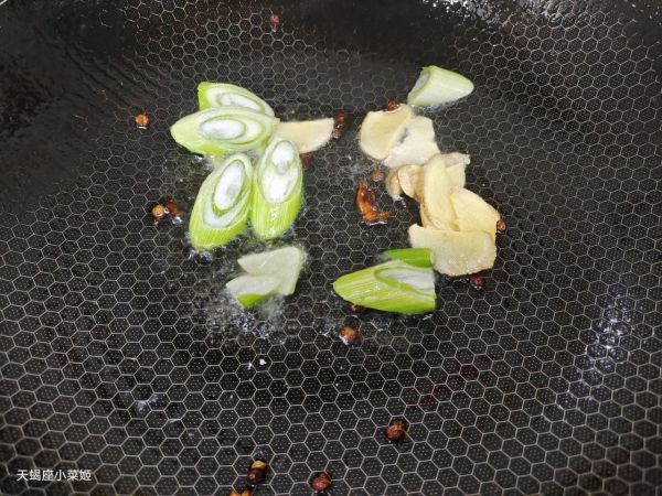 猪肉白菜炖粉条