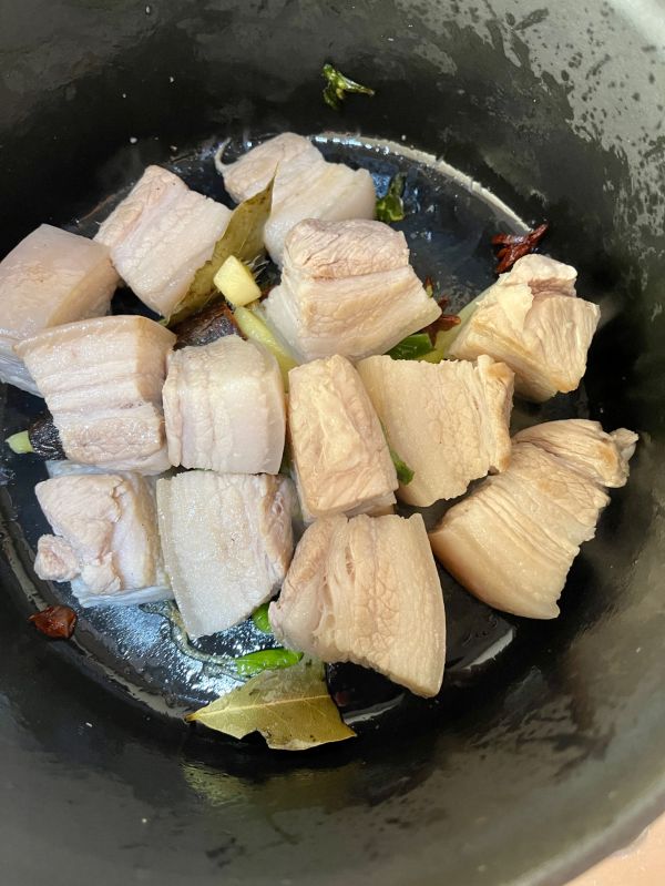 桂花鹌鹑蛋红烧肉