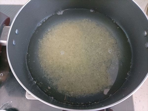 蔓越莓银耳西米羹