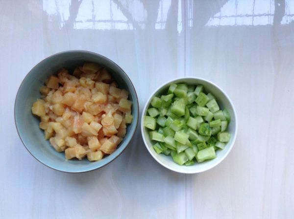 酱香味宫保鸡丁