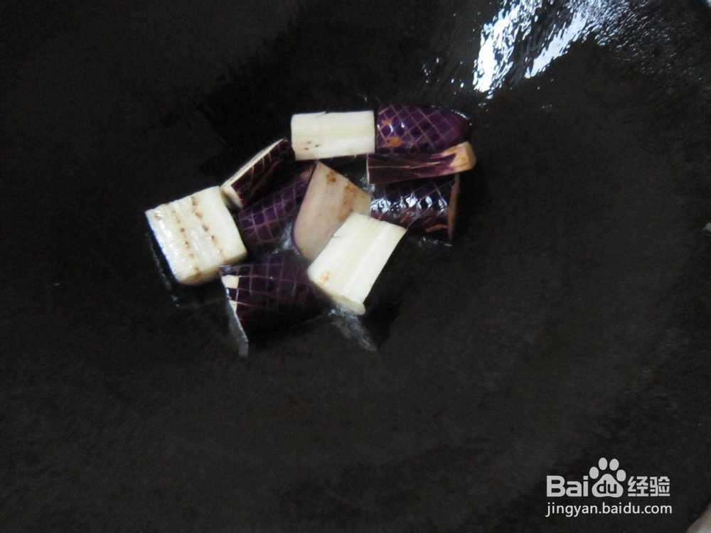 香菇炒茄子的做法