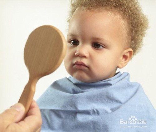 幼儿如何在家理发