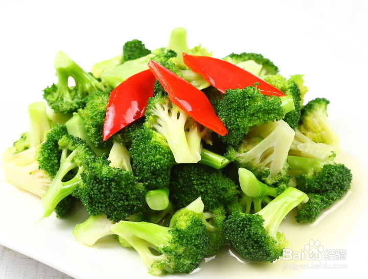西兰花炒虾仁味道鲜美