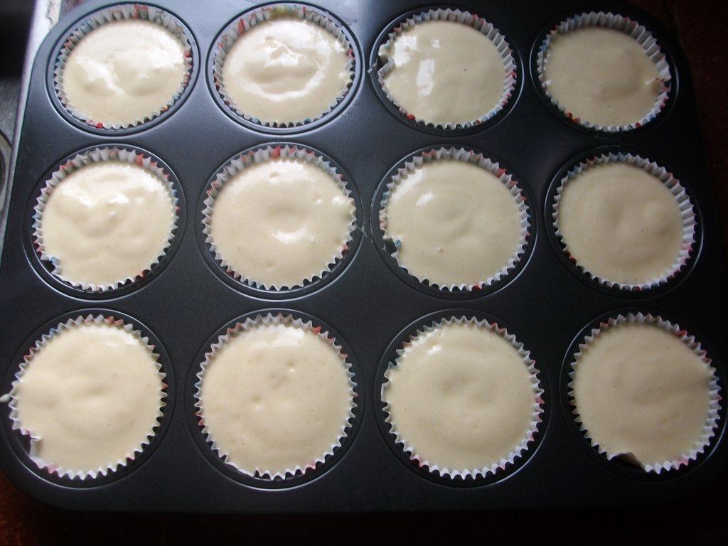 学会做全蛋海绵杯子蛋糕让生活充满无限乐趣！