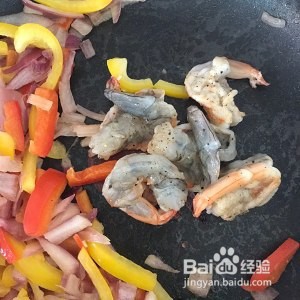 教你制作美味的番茄虾球芝士焗饭