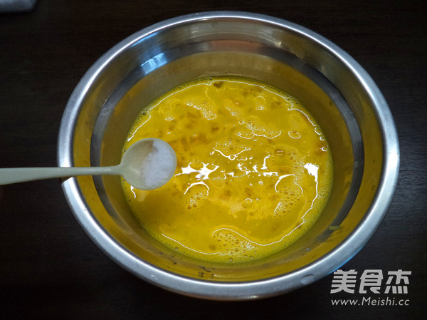 花甲肉烘蛋的做法