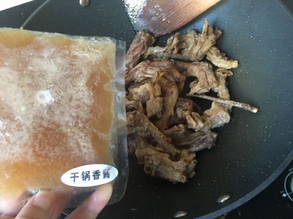 干锅对味酱鸭#食光社干锅鸭