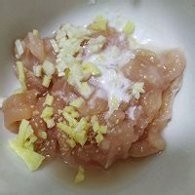 过年回家美食记144--西红柿土豆炒鸡胸肉