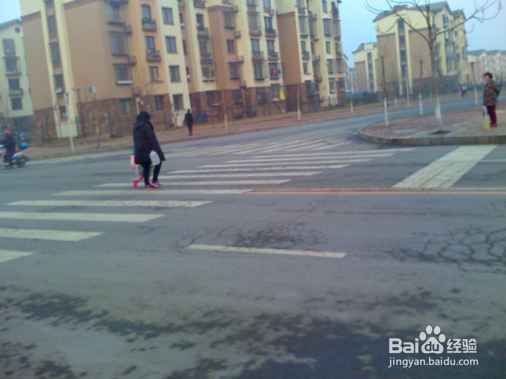 怎样告诉孩子安全出行---28