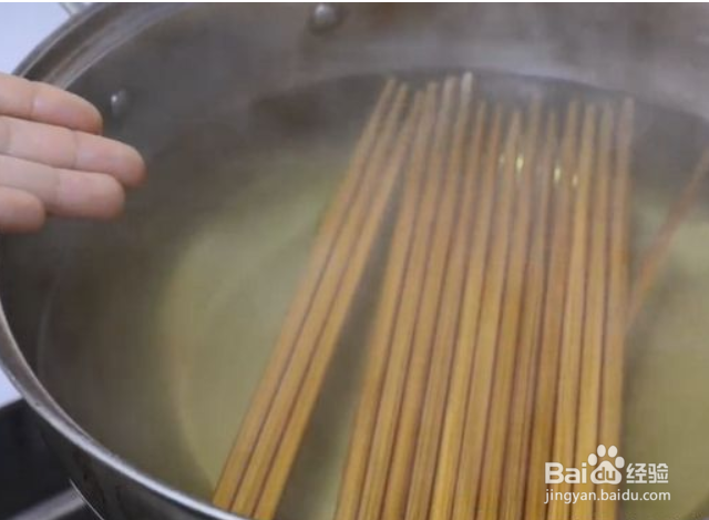 白醋加盐煮筷子