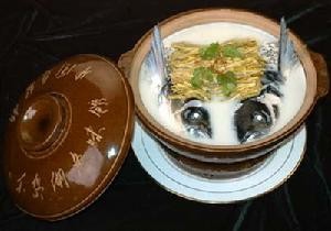 鱼头炖白菜的家常做法