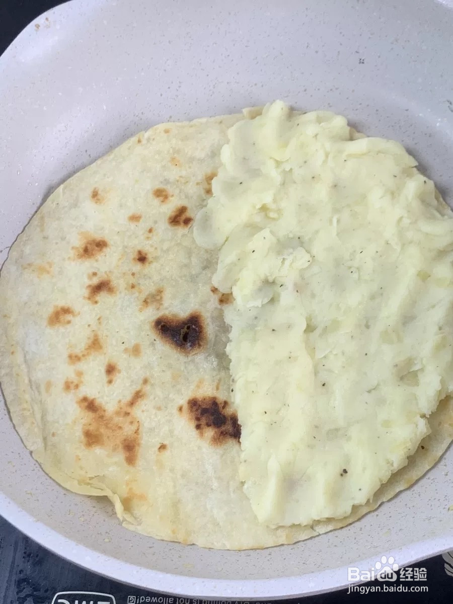 好吃到爆的芝士肉酱卷饼的做法