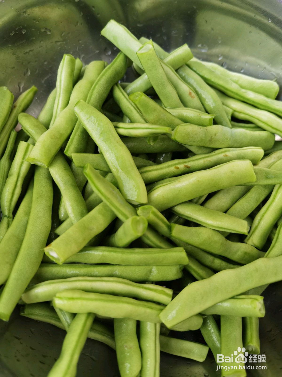 五花肉炖豆角土豆的做法