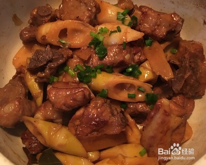 如何做春笋焖排骨